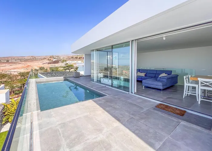 Villa Veiga With Heated Pool